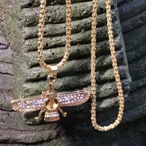 FARVAHAR Zoroastrian Ahura Mazda pendant necklace